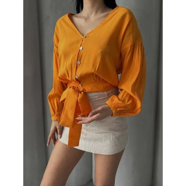 Bağlama Detaylı Gömlek