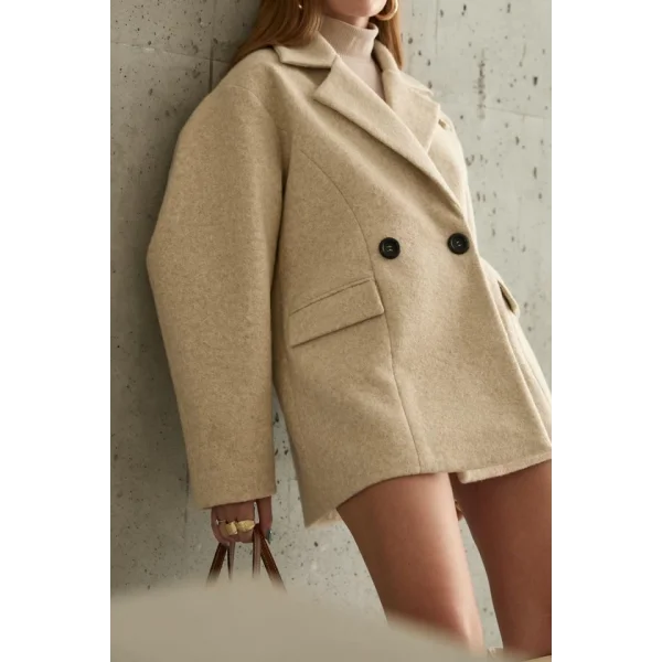 Bej İki Düğmeli Manto