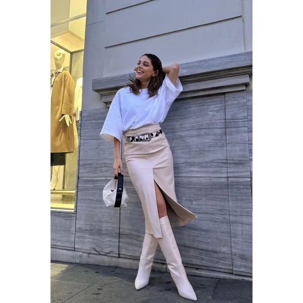 Bej Yırtmaçlı Süs Patlı Etek