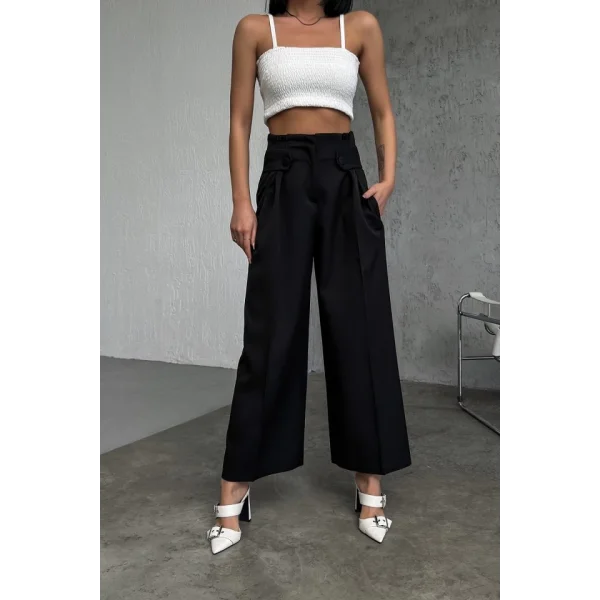 Bel Düğme Detayli Pantolon