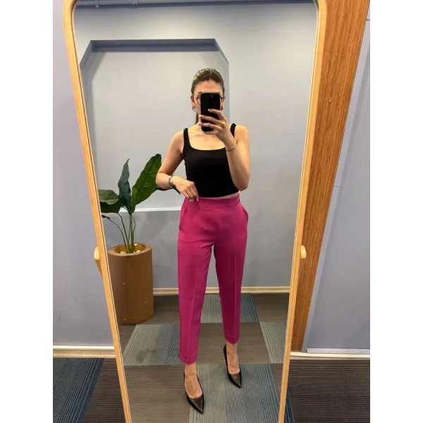 Bel Lasti̇kli̇ Düğmeli̇ Pantolon