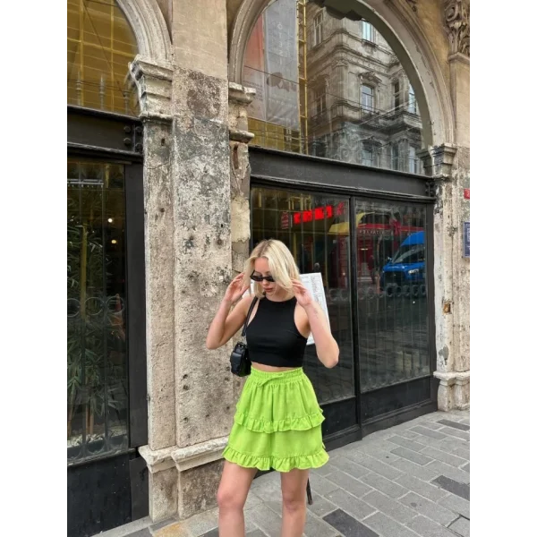 BEL LASTİKLİ KAT FIRFIR DETAYLI KISA ETEK - Neon Yeşil
