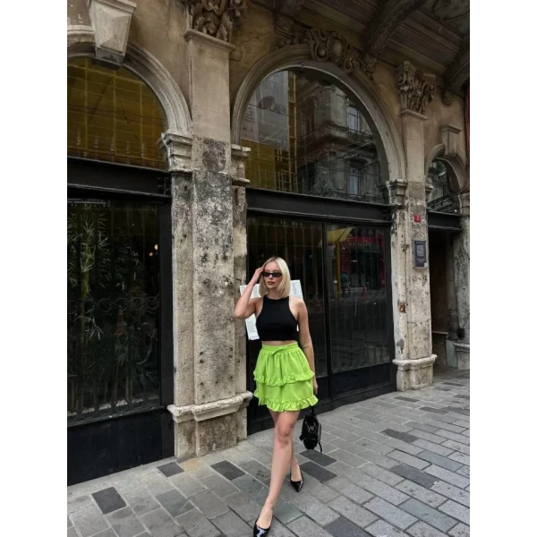 BEL LASTİKLİ KAT FIRFIR DETAYLI KISA ETEK - Neon Yeşil