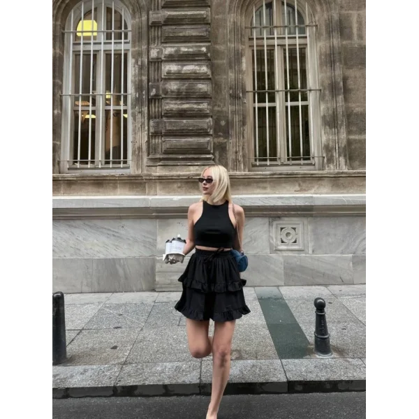 BEL LASTİKLİ KAT FIRFIR DETAYLI KISA ETEK - Siyah