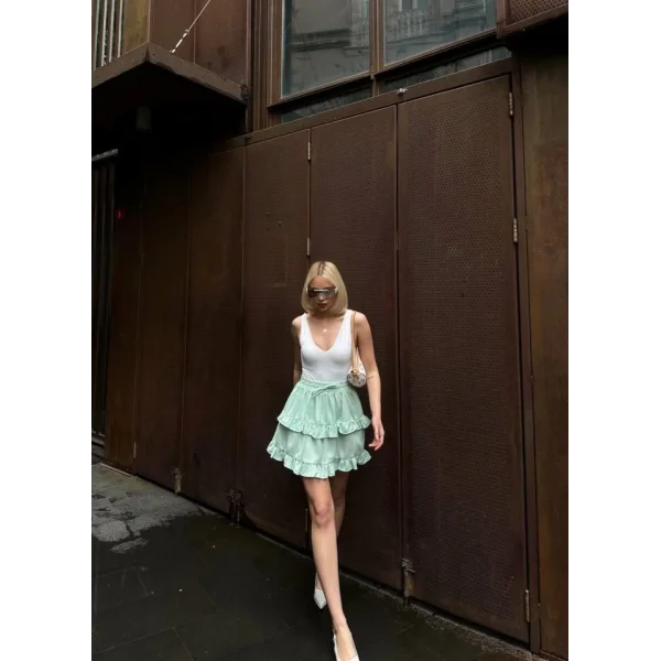 BEL LASTİKLİ KAT FIRFIR DETAYLI KISA ETEK - Yeşil