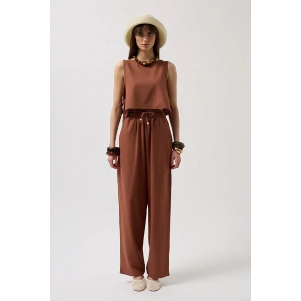 Beli Bağcıklı Düz Kesim Pantolon