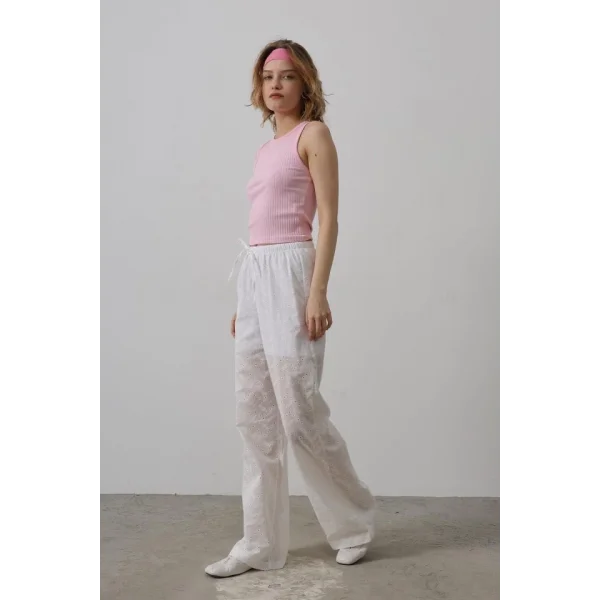 Beli Bağlamalı Brode Pantolon - Beyaz
