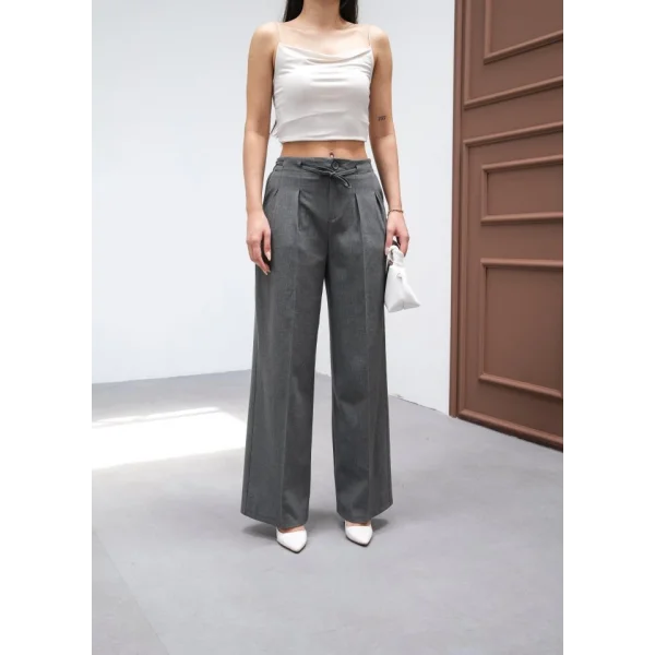 Beli̇ Lasti̇k Ve Bağcikli Geni̇ş Paça Pantolon