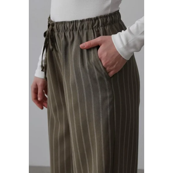 Beli Lastikli Bol Paça Pantolon - Haki-Beyaz