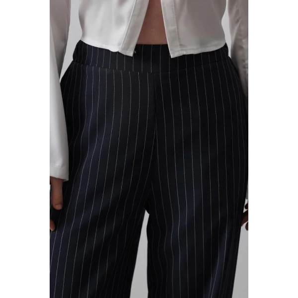 Beli Yarım Lastikli Palazzo Pantolon - Lacivert-Beyaz