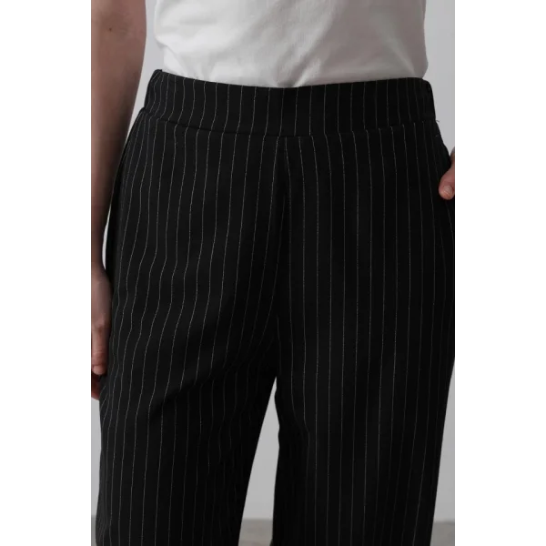 Beli Yarım Lastikli Palazzo Pantolon - Siyah-Beyaz