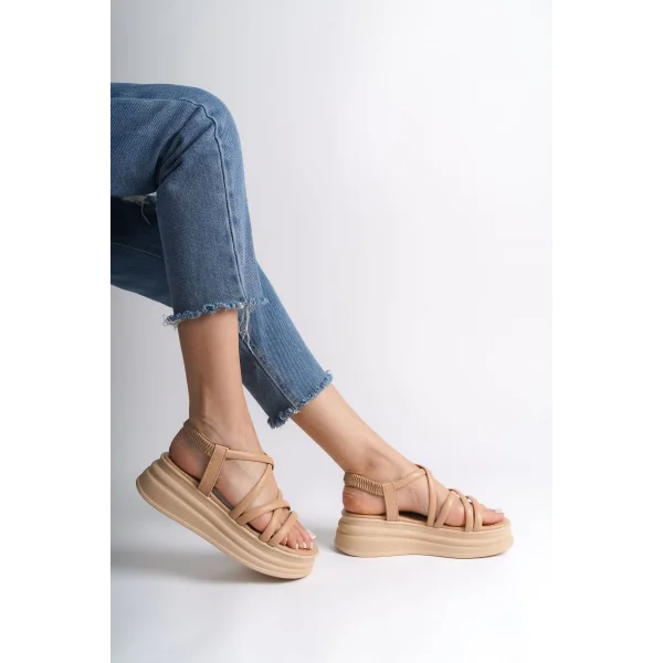 BELLA Lastikli Şerit Detaylı Ortopedik Taban Kadın Sandalet  CTT - Ten