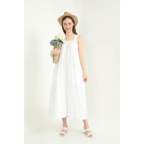 Beyaz Askılı Cepli Elbise