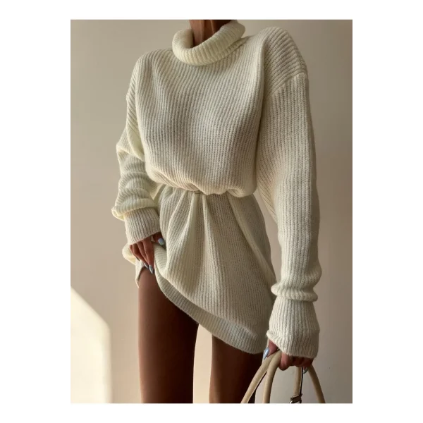 Beyaz Boğazlı Triko Elbise