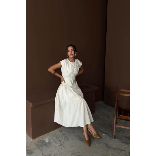 Beyaz Büzgü Detaylı Keten Elbise