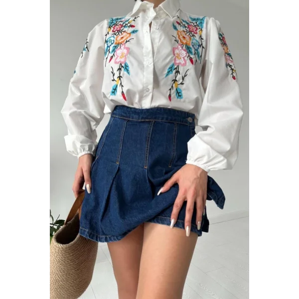 Beyaz Çiçek Nakışlı Gömlek