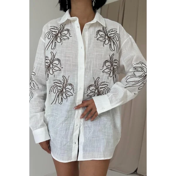 Beyaz Flamlı Keten Nakışlı Pullu Gömlek