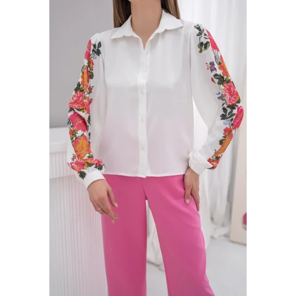 Beyaz Kolu Çiçekli Gömlek