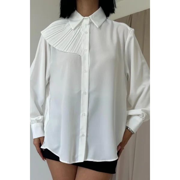Beyaz Pilise Detaylı Jesica Gömlek