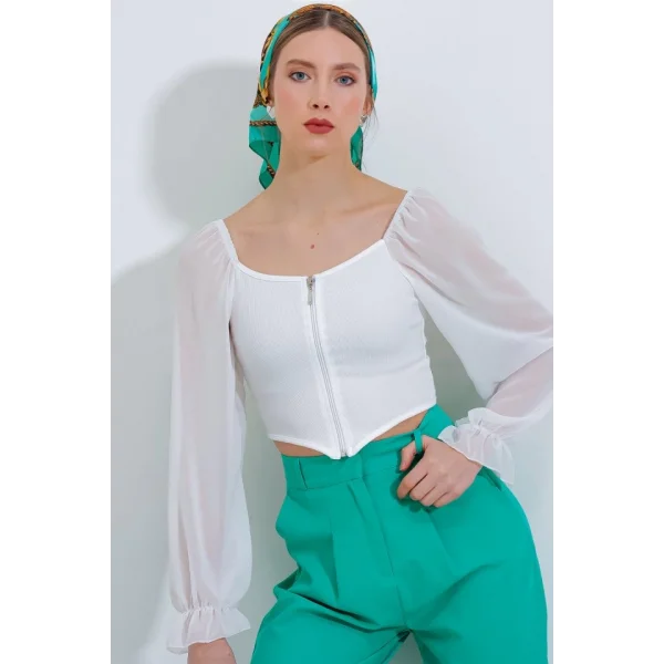 Beyaz Şifon Önü Fermuarlı Bluz 0496