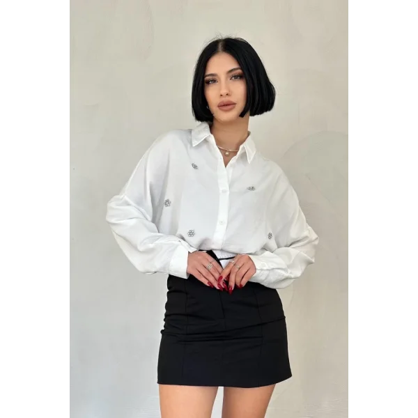 Beyaz Taş İşlemeli Gömlek