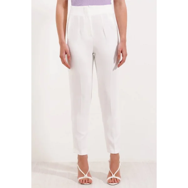 Beyaz Yüksek Bel Kumaş Pantolon 6650