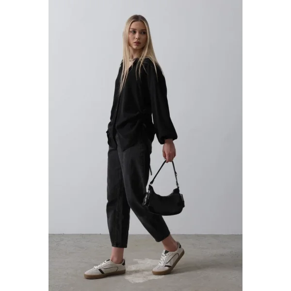 Biye Detaylı Ayrobin Gömlek - Siyah