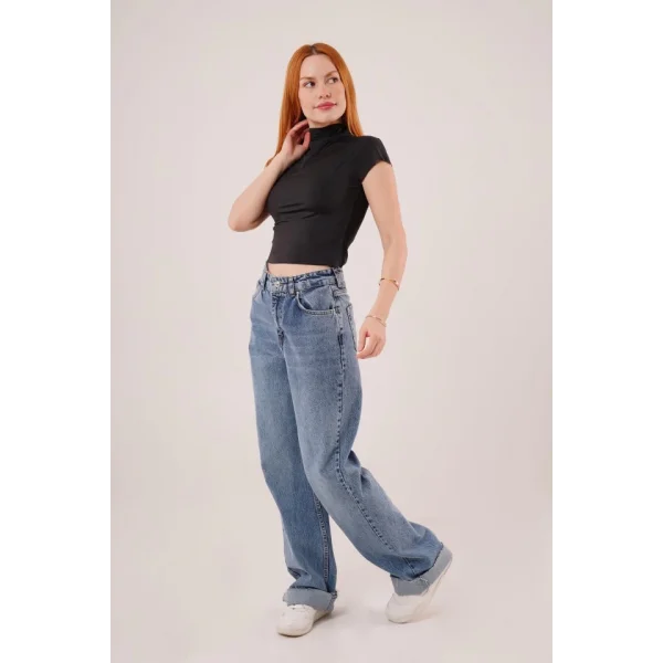 Boğazlı Parlak Kumaş Siyah Crop