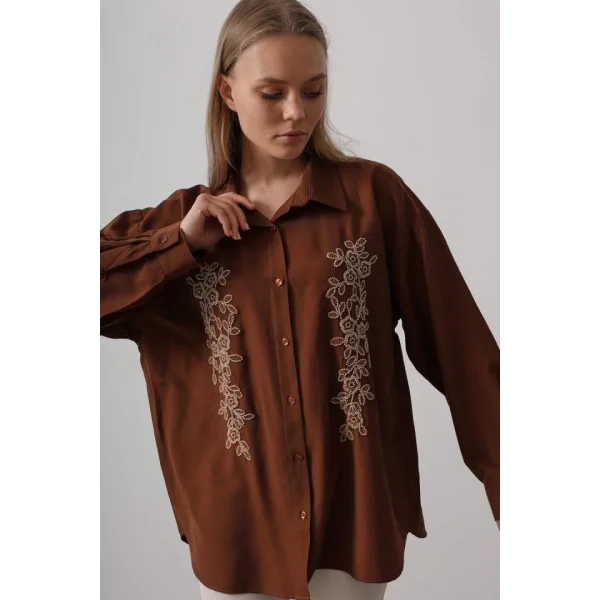 Boncuk Nakış Detaylı Uzun Gömlek - Kahve