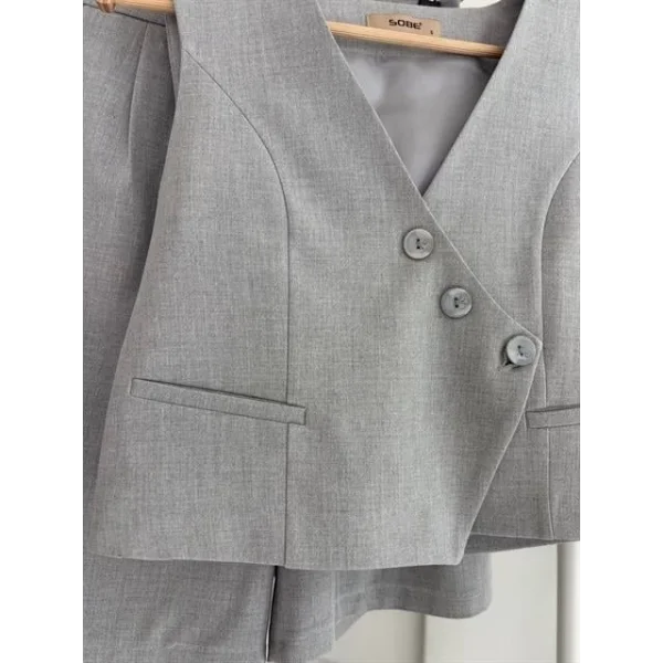 Çapraz Düğmeli Ve Bermuda Şortlu Yelekli Takım 10171