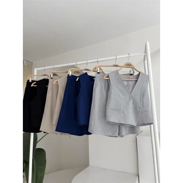 Çapraz Düğmeli Ve Bermuda Şortlu Yelekli Takım 10171