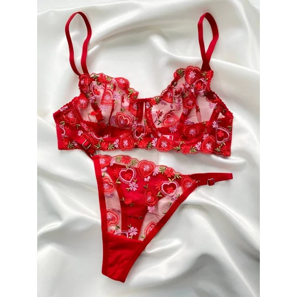 Carmen Brode Takım - Kalp İşlemeli