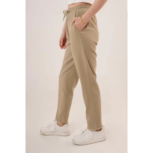 Cepli Belden Bağlamalı Paça Detaylı Haki Pantolon