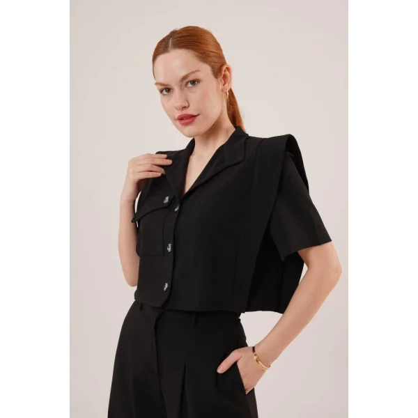 Cepli Düğmeli Bluz Ve Diz Detaylı Pantolon iyah İkili Takım