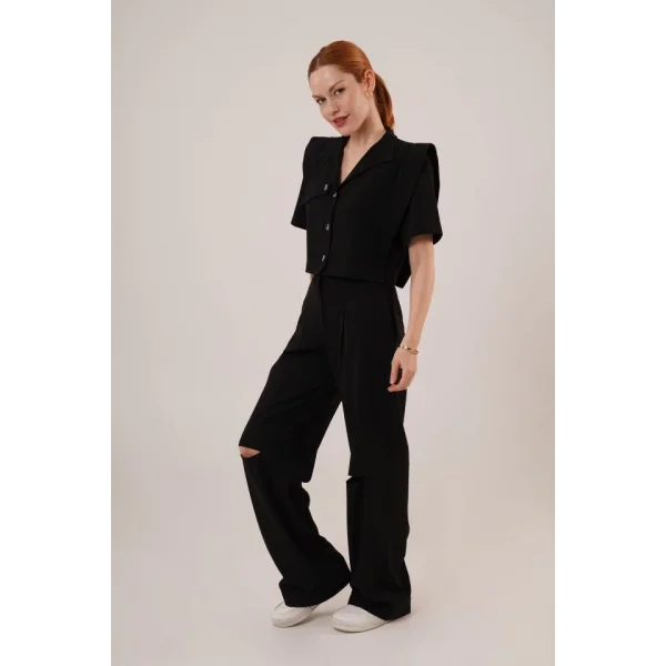 Cepli Düğmeli Bluz Ve Diz Detaylı Pantolon iyah İkili Takım