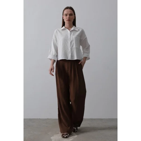 Cepli Kısa Kesim Gömlek - Beyaz