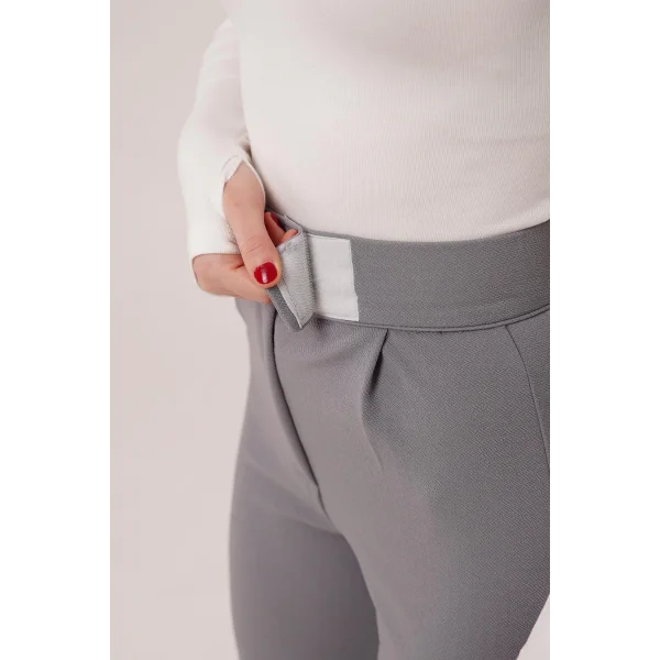 Cırt Kapama Detaylı Gri Pantolon