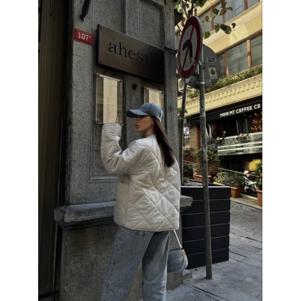 Cıt Cıt Detaylı Çepli Ceket ont Beyaz