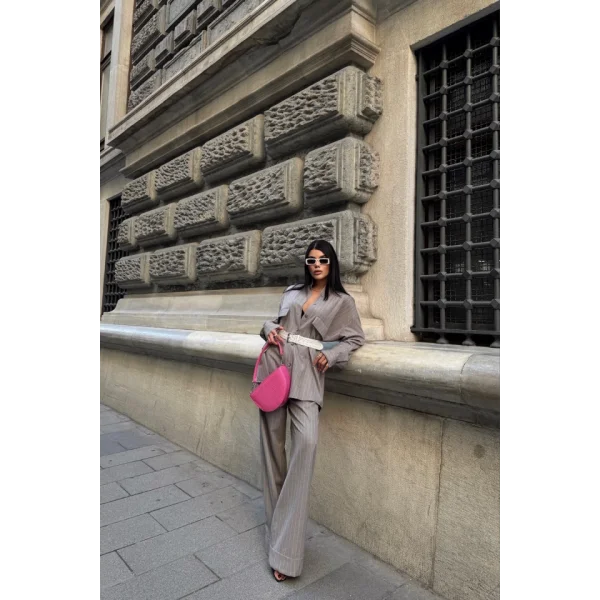 ÇİZGİLİ ARKA TASARIM  DETAYLI  GÖMLEK-PANTOLON TK - Gri