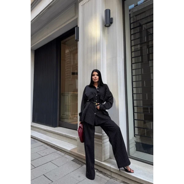 ÇİZGİLİ ARKA TASARIM  DETAYLI  GÖMLEK-PANTOLON TK - Siyah