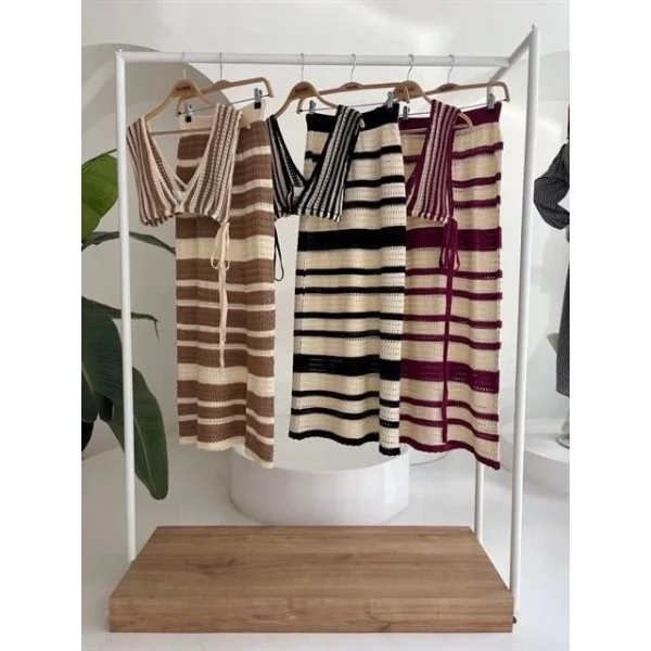 Çizgili Bikini Üst Ve Etek Triko Takım 10110