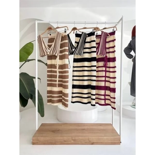 Çizgili Bikini Üst Ve Etek Triko Takım 10110