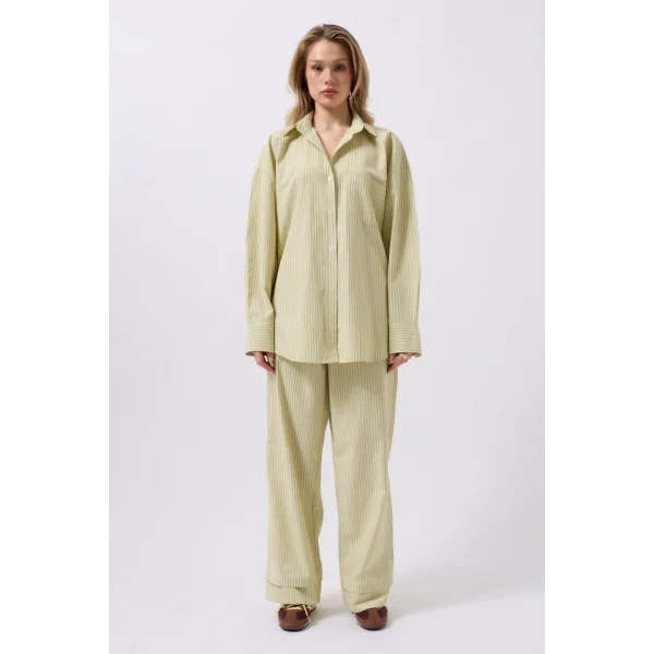 Çizgili Cep Detay Gömlek