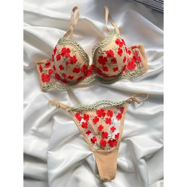 Cloe Brode Sütyen Takım