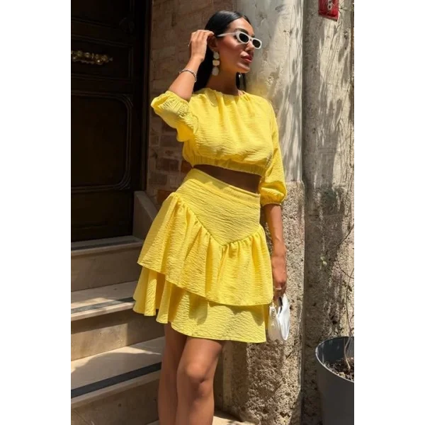 Crop Bluz Ve Kat Kat Etekli Takım 10207