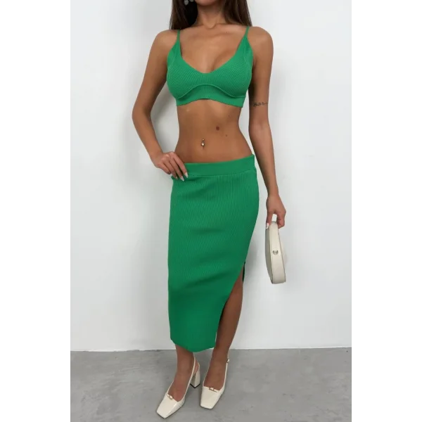 Crop Büstiyer Yırtmaçlı Etek Takım