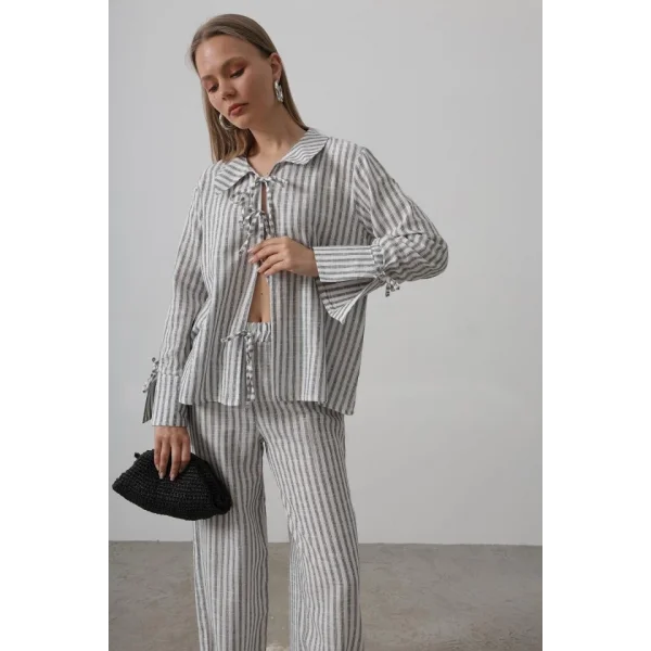 Çzgili Bağlamalı Pantolon Takım - Siyah