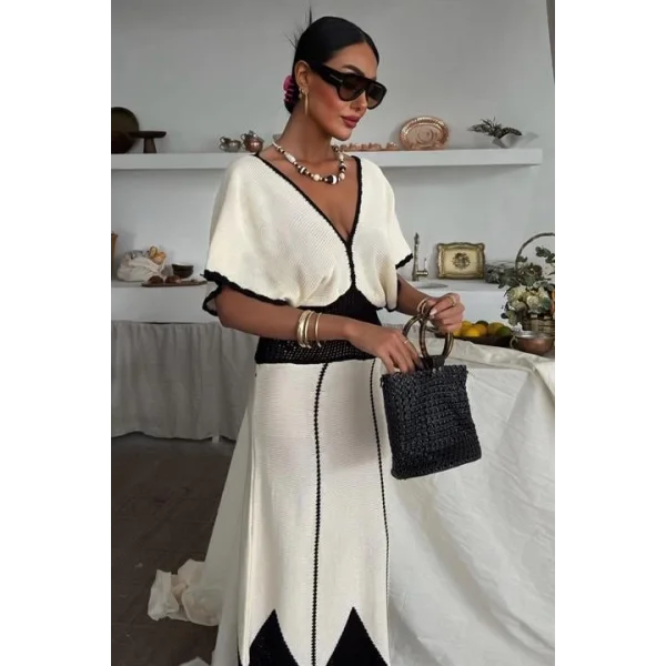 Dantel Desenli V Yaka Triko Elbise 2844