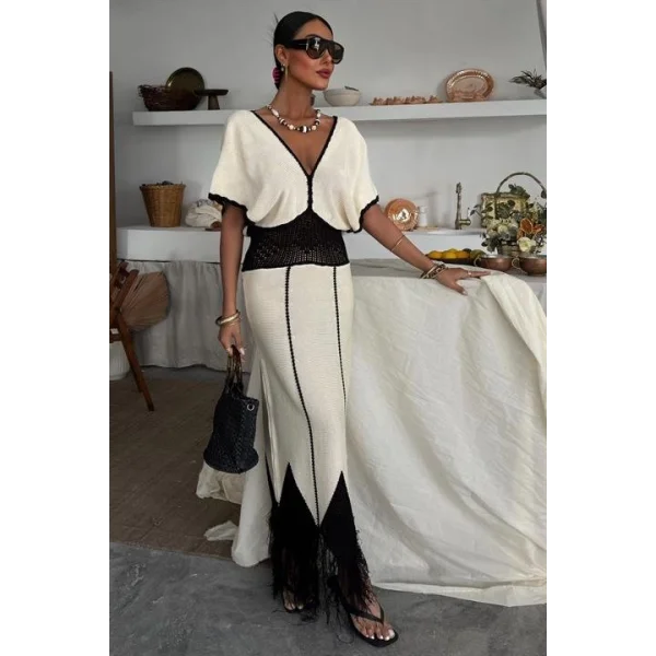 Dantel Desenli V Yaka Triko Elbise 2844