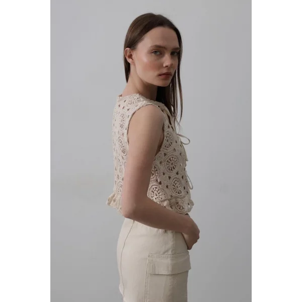 Dantelli Önü Bağlamalı Yelek - Natür